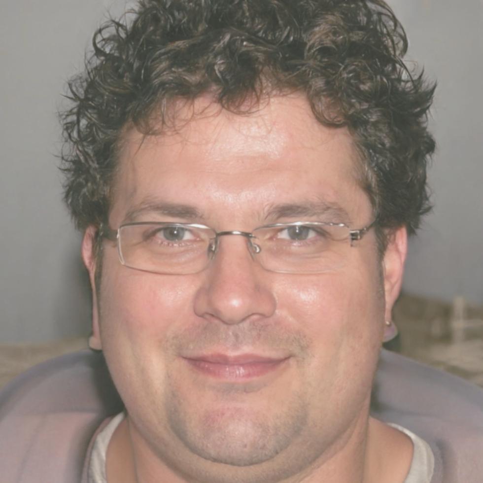 Ritratto di Corrado Mercanti, fondatore di tavrenolivio